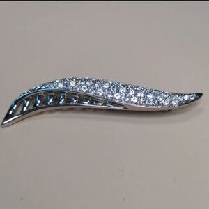 Vintage JBK Elegant Silver Rhinestone Brooch